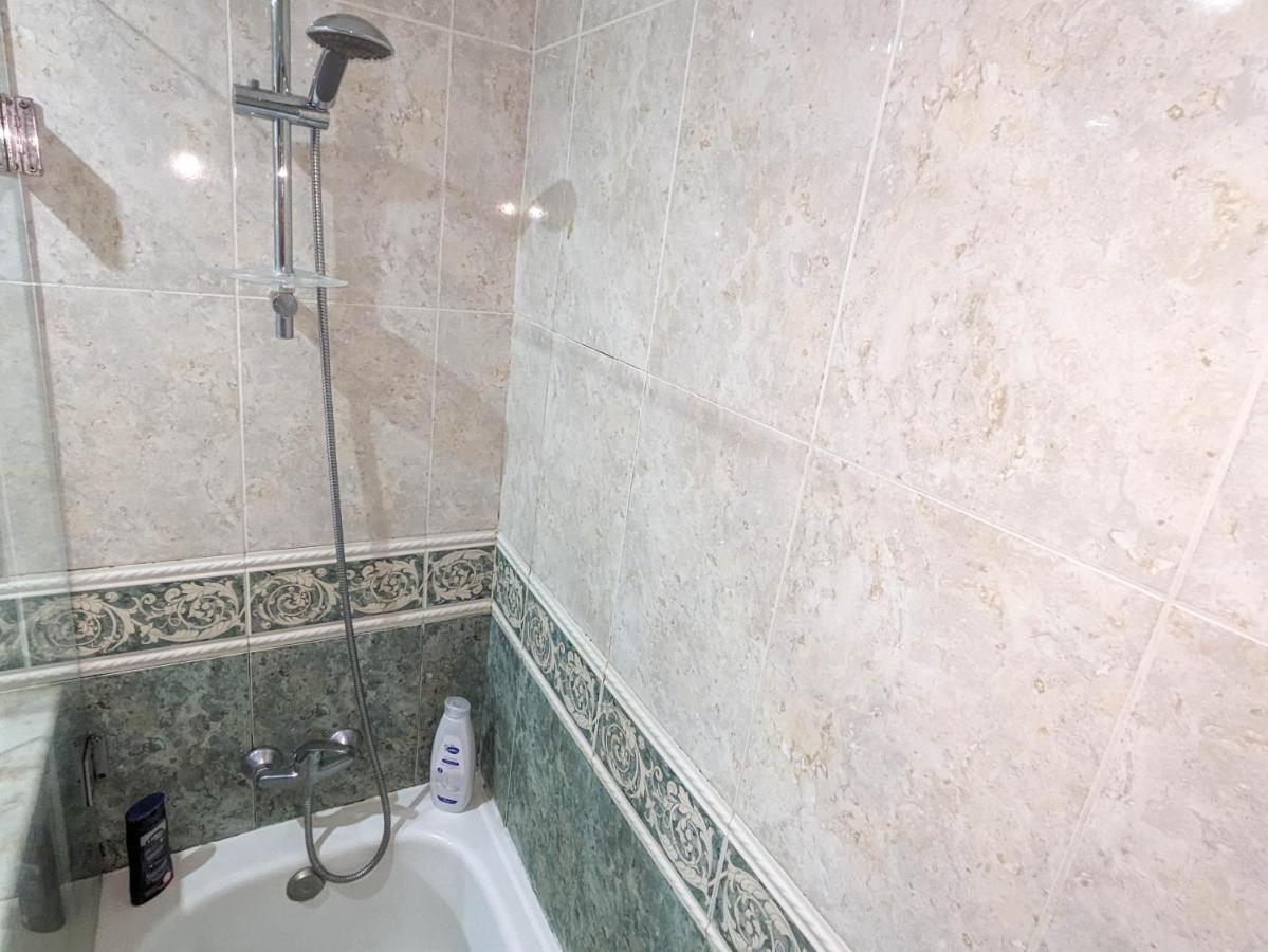 Two Bedroom Apartment - 110M2, Ac, Terrace, Wi-Fi Lagos Ngoại thất bức ảnh
