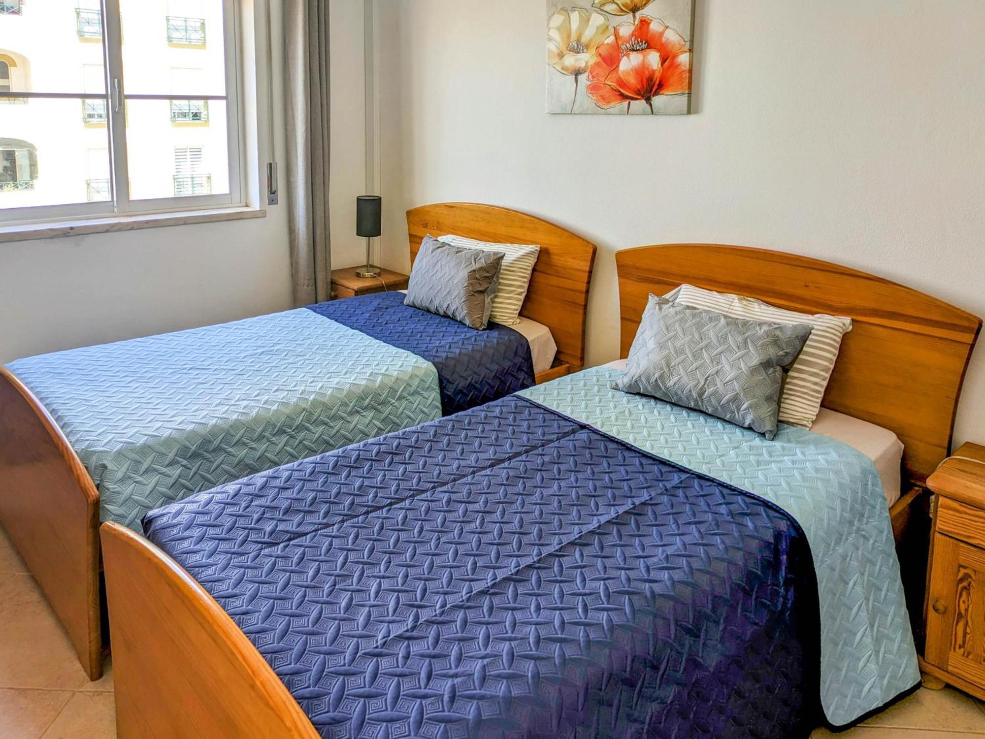 Two Bedroom Apartment - 110M2, Ac, Terrace, Wi-Fi Lagos Ngoại thất bức ảnh