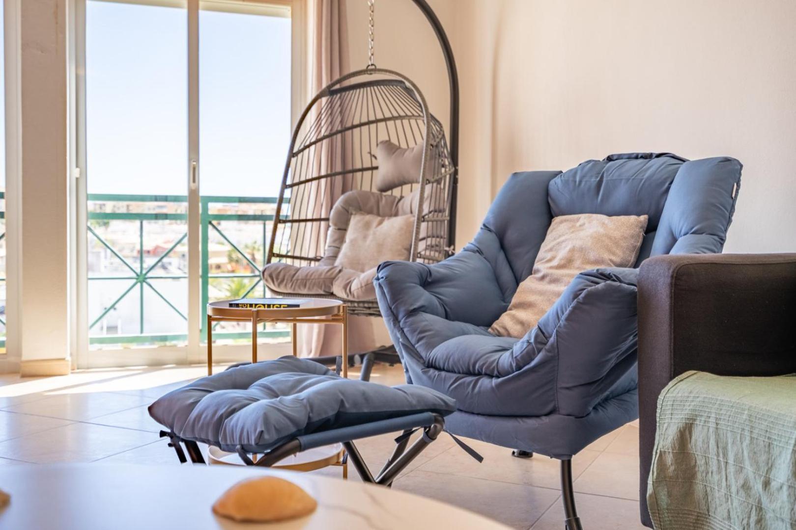 Two Bedroom Apartment - 110M2, Ac, Terrace, Wi-Fi Lagos Ngoại thất bức ảnh